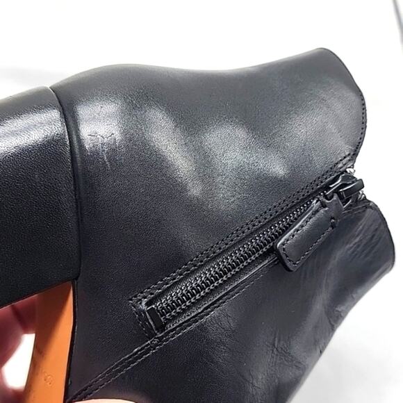 COLE HAAN ELYSE BLACK 100% LEATHER BOOTIES LADIES 6.5 NWOB - Picture 11 of 16